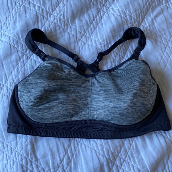 Bundle of 3 nursing bras - Picture 7 of 9